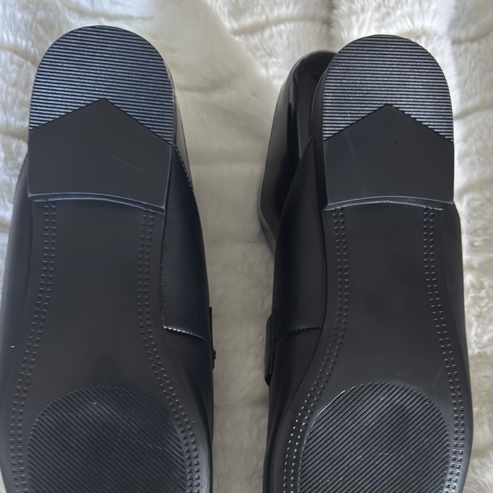 Steve Madden Black Leather Slip-On Mules with Gold Bit - Picture 12 of 13